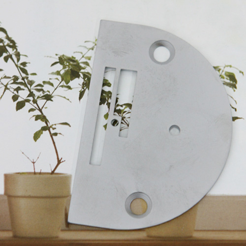 家庭用ミシン針板