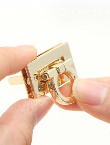 カバン副資材ロックユニット丸形3cmゴールド73107