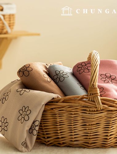 コーデュロイ生地 スパン ザンゴルデン 16W コーデュロイ生地 花柄 花 広幅 冬生地 ハッピーデイズ 4種