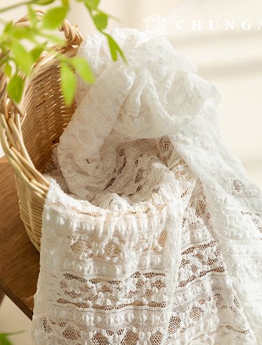 レース生地スパンラッセルメッシエンボストライプ生地ハブン