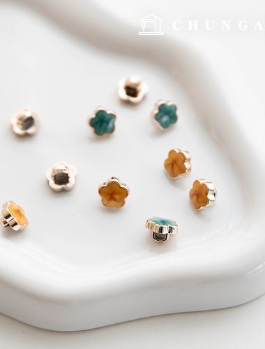 エポキシ花柄金属ボタン服を作る