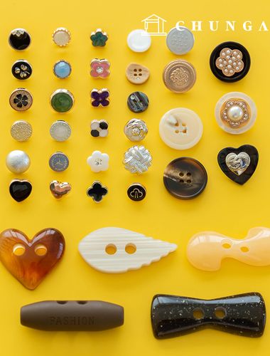 シンプルポイントプラスチックウッドメタルゴールドフラワー服作りボタンコレクション