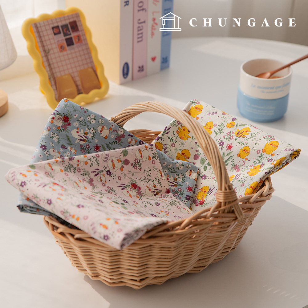 綿生地花柄フラワーキャラクター生地20カウント広幅ハッピーダック3種